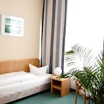 施特拉尔松德酒店 酒店