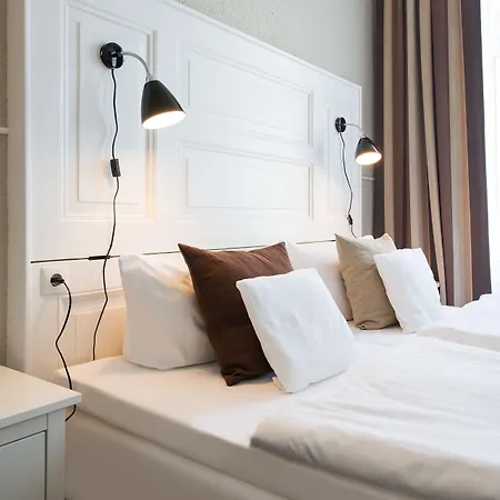 Hotel Stralsund 3* 슈트랄준트