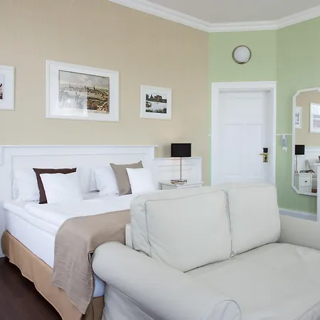 Hotel Stralsund 호텔 슈트랄준트