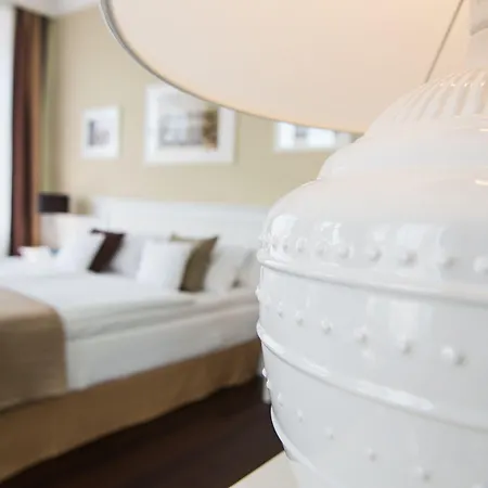 Hotel Stralsund 호텔 슈트랄준트