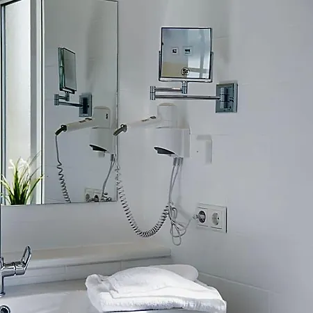 호텔 Hotel Stralsund 슈트랄준트