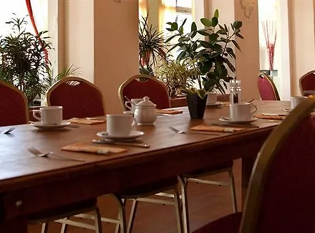 Ξενοδοχείο Hotel Stralsund 2*