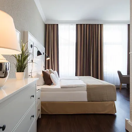 Hotel Stralsund 2*