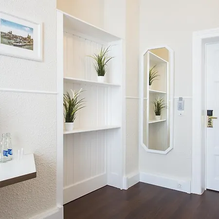 Hotel Stralsund Ξενοδοχείο 2*