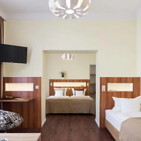 Hotel Stralsund Ξενοδοχείο 2*