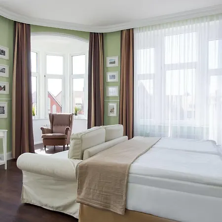 Hotel Stralsund Ξενοδοχείο Στράλσουντ