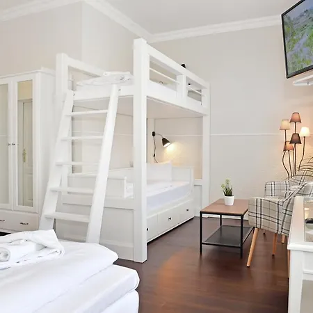 Hotel Stralsund 3*