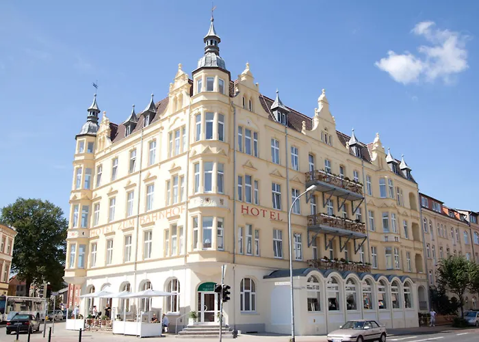Отель Hotel Stralsund